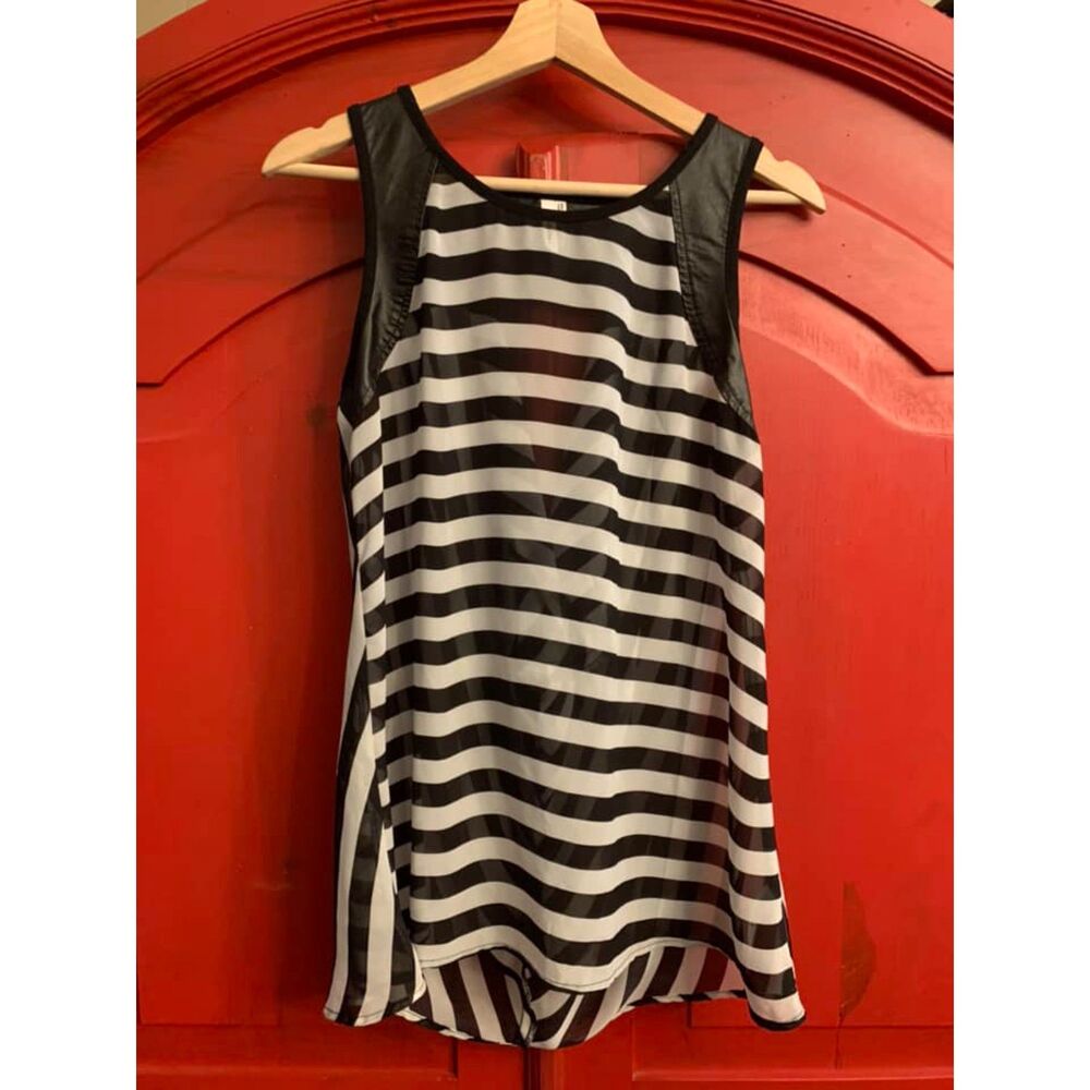 Studio Y Size Medium Striped Tank Top Open Back Faux Leather Trim Sheer Cool EUC